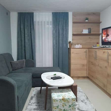 Apartmani Bet Gradacac 1 Maj Broj 24 Exterior foto