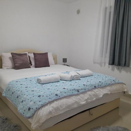Apartmani Bet Gradacac 1 Maj Broj 24 Exterior foto